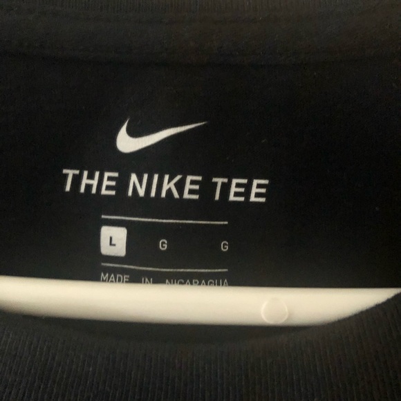 NIKE MEN’S BLACK -WHITE T-SHIRT.SIZE LARGE - Picture 5 of 5